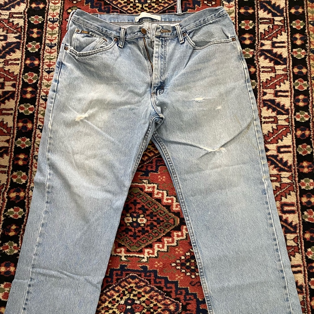Perfectly worn vintage Lee jeans. Size is 38x29. Note that this pair #2